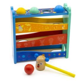 Drevená hra s kladivkom a guľôčkami