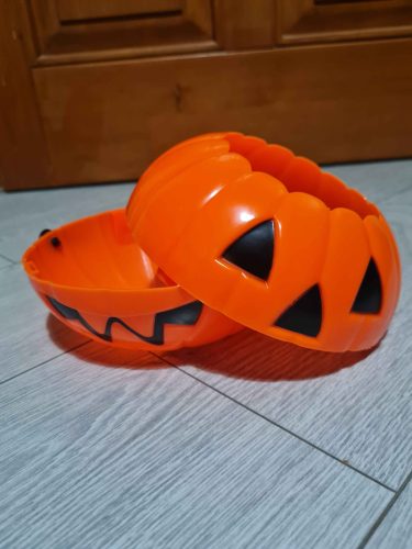 Vedierko na sladkosti v tvare halloweeni tekvice